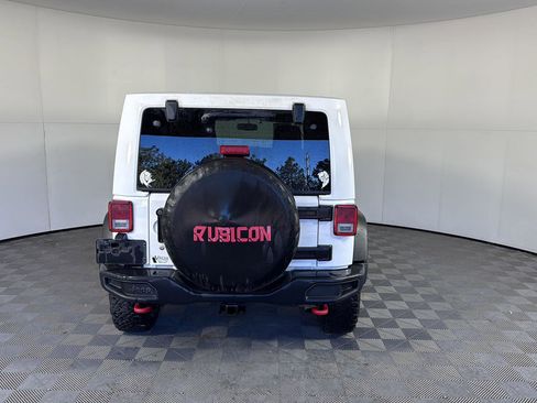 Used 2017 Jeep Wrangler Unlimited Rubicon image 8