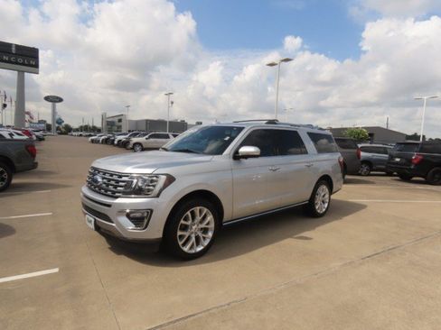 Used 2018 Ford Expedition Max Limited w/ Equipment Group 302A RWD image 2