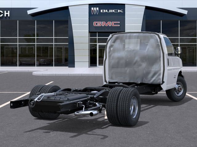 New 2026 GMC Savana 3500 Extended w/ Power Convenience Package RWD image 4