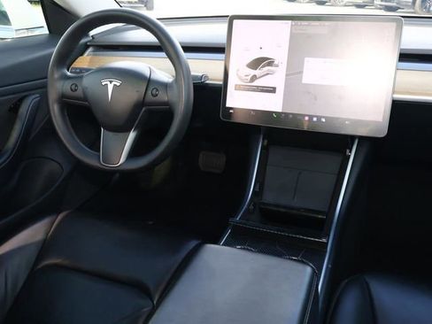 Used 2020 Tesla Model 3 Long Range AWD/4WD image 9