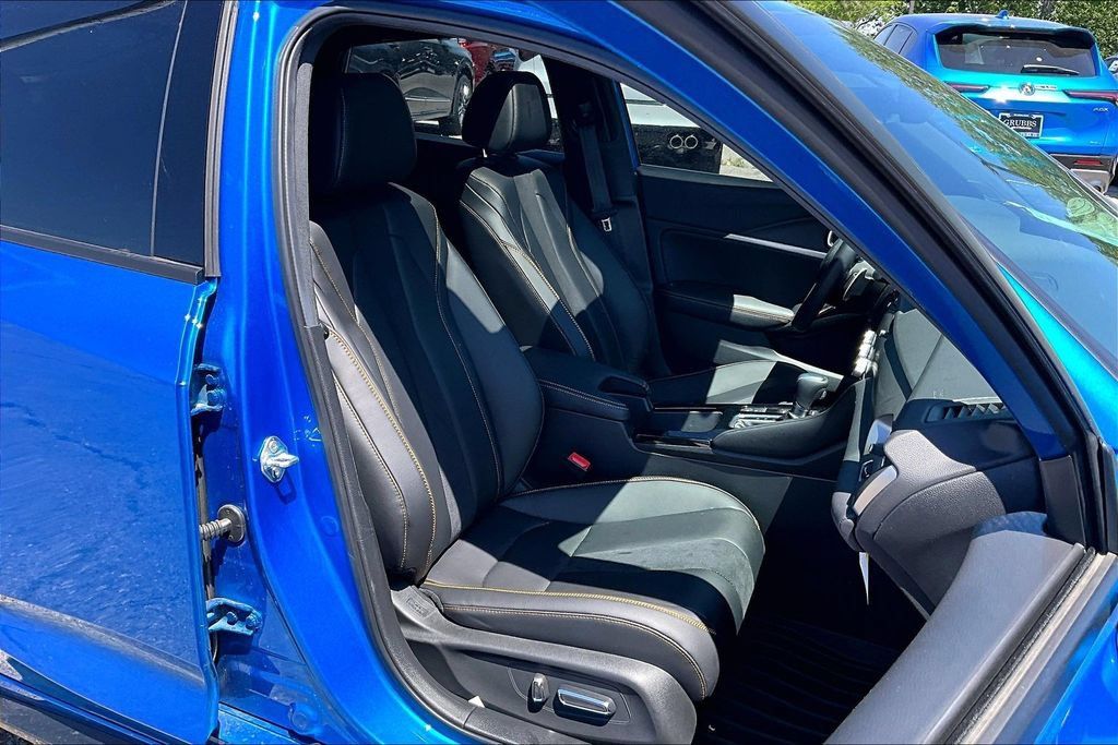 Used 2026 Acura Integra A-Spec w/ Technology Package FWD image 8