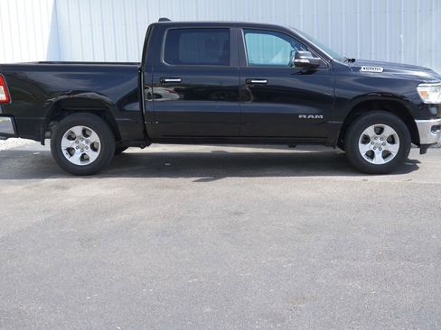 Used 2019 RAM 1500 Big Horn AWD/4WD image 2