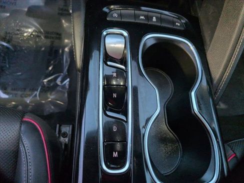 Used 2022 Buick Envision Essence w/ Sport Touring Package image 12