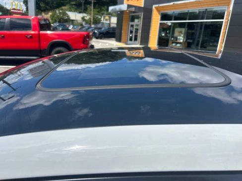 Used 2019 Dodge Charger SXT w/ Plus Group AWD/4WD image 4