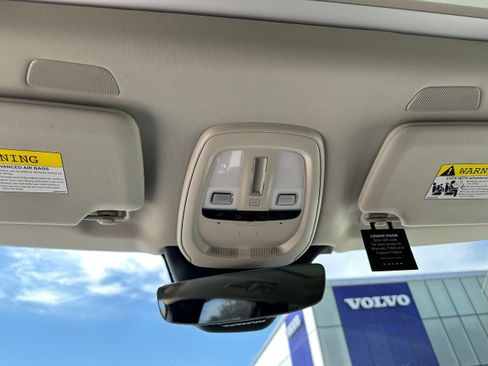 Used 2025 Volvo XC90 T8 Plus w/ Protection Package Premier image 16