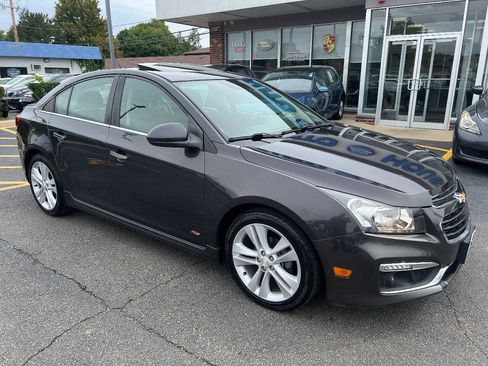 Used 2015 Chevrolet Cruze LTZ w/ Sun, Sound and Sport Package FWD image 4