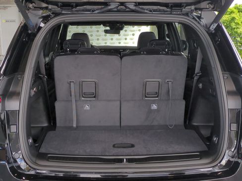 New 2025 Jeep Grand Cherokee L Altitude AWD/4WD image 13