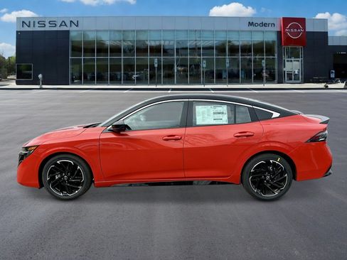 New 2026 Nissan Sentra SR w/ SR Premium Package FWD image 2