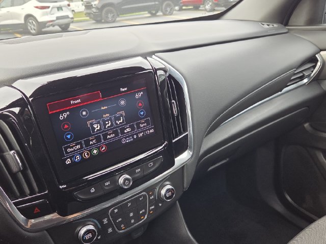 Certified 2023 Chevrolet Traverse LT FWD image 28
