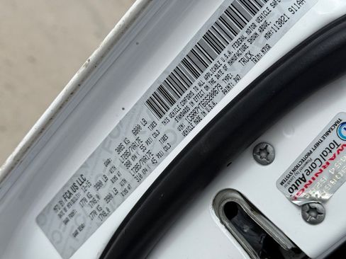 Used 2016 RAM 1500 Rebel w/ Luxury Group image 10