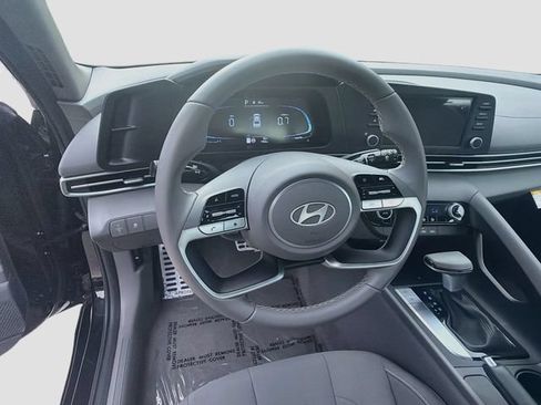 Certified 2026 Hyundai Elantra Sport w/ Cargo Package FWD image 11