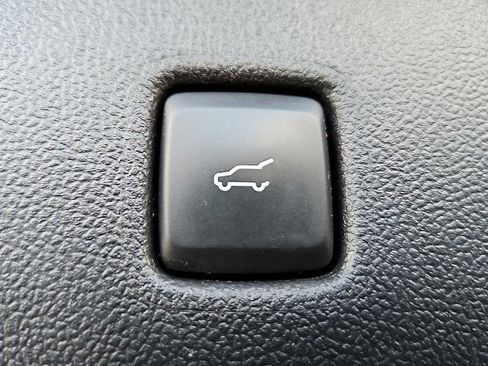 Used 2024 Ford Escape Active AWD/4WD image 29