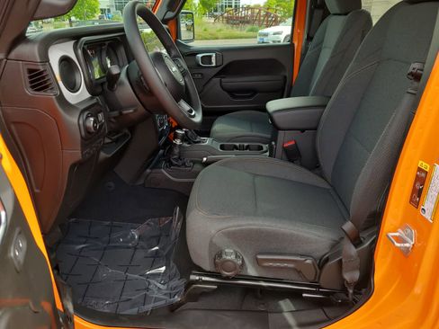 New 2026 Jeep Wrangler Unlimited Sport AWD/4WD image 19
