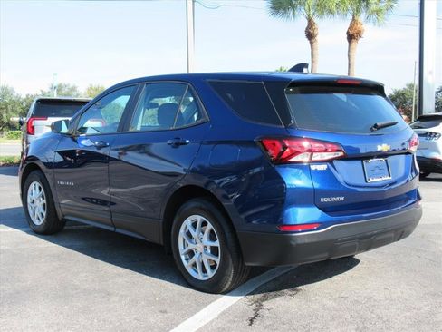 Used 2022 Chevrolet Equinox LS image 7