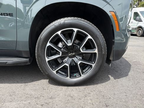 Used 2025 Chevrolet Tahoe RST w/ Comfort Package AWD/4WD image 13