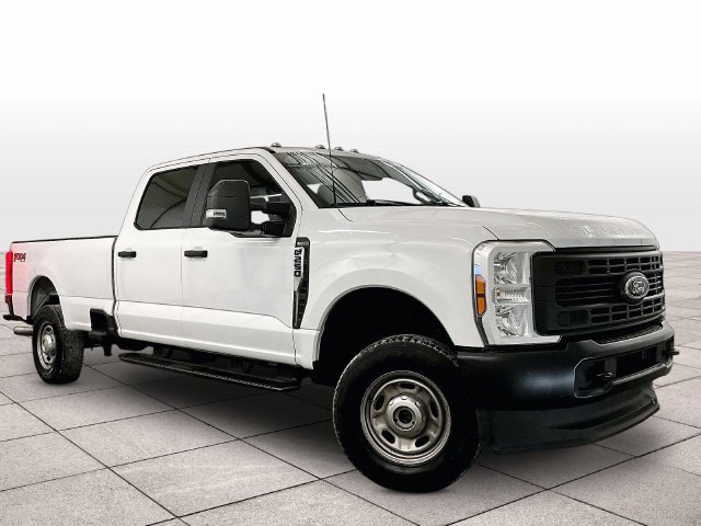 Used 2024 Ford F250 XL w/ FX4 Off-Road Package AWD/4WD image 2