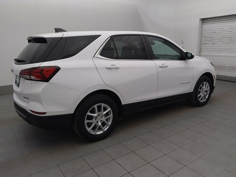 Used 2024 Chevrolet Equinox LT AWD/4WD image 10