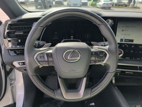 Used 2025 Lexus RX 350 Premium w/ Convenience Package image 17