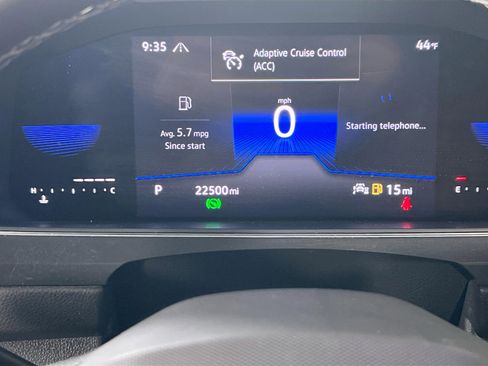 Used 2023 Volkswagen Tiguan SE AWD/4WD image 12