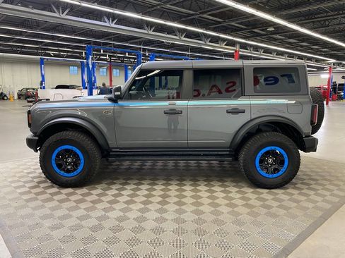 Used 2023 Ford Bronco Wildtrak image 6