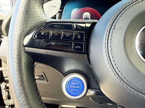 Certified 2024 Maserati Grecale Trofeo image 36