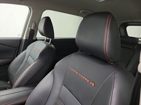 Used 2025 Nissan Rogue SV AWD/4WD image 23