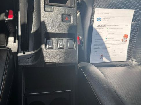 Used 2004 Nissan 350Z Touring image 11