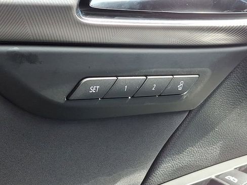 Used 2025 Buick Envision Sport Touring image 25