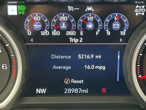 Used 2019 Chevrolet Silverado 1500 High Country w/ Technology Package image 29