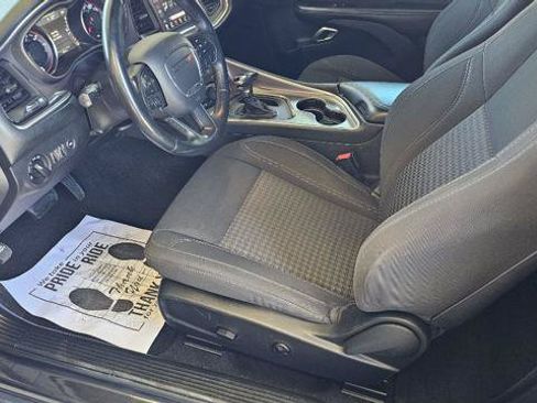 Used 2019 Dodge Challenger SXT RWD image 33