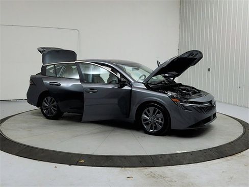 New 2026 Nissan Sentra SL w/ Floor Mat Package image 9