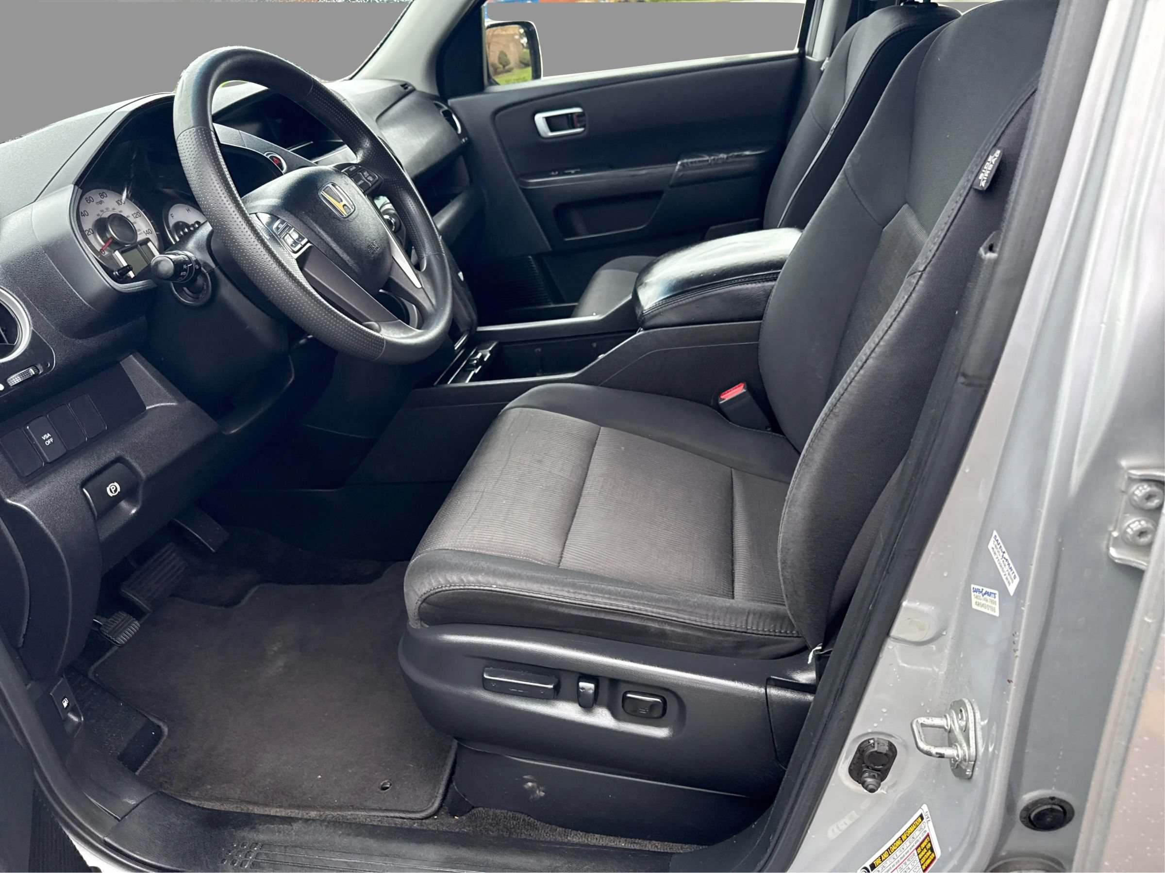 Used 2010 Honda Pilot EX image 10