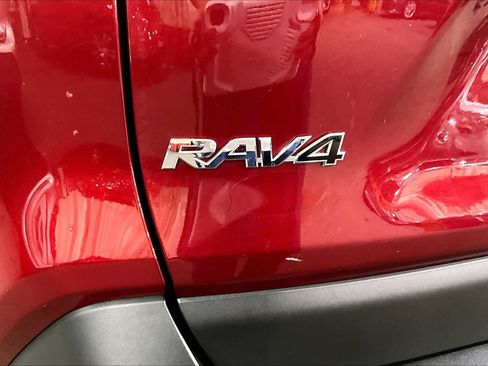 Used 2025 Toyota RAV4 XLE w/ Convenience Package AWD/4WD image 31