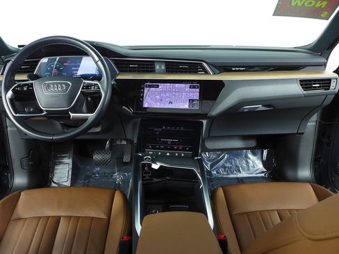 Used 2024 Audi Q8 e-tron Premium AWD/4WD image 25