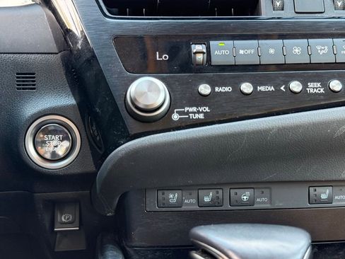 Certified 2024 Lexus ES 350 w/ Premium Package image 31