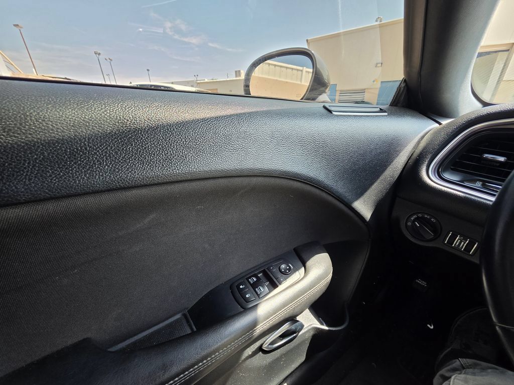Used 2018 Dodge Challenger SXT RWD image 12