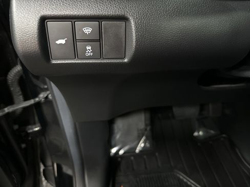 Used 2025 Honda Pilot TrailSport image 38