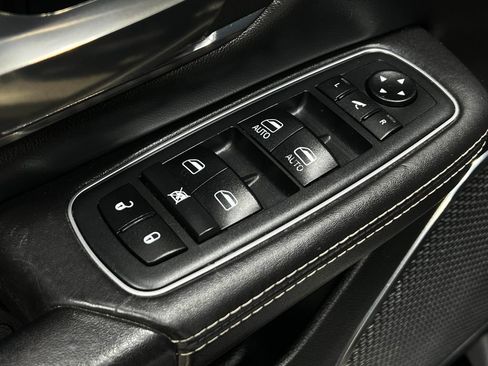 Used 2020 RAM 1500 Limited w/ Advanced Safety Group AWD/4WD image 19