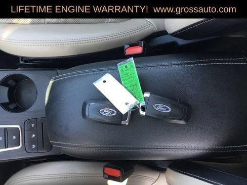 Used 2021 Ford Escape Titanium AWD/4WD image 20