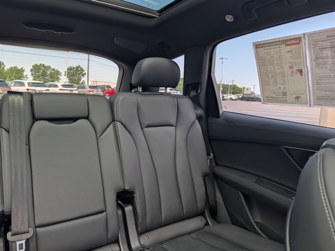 Certified 2025 Audi Q7 2.0T Premium Plus w/ Premium Plus Package AWD/4WD image 14