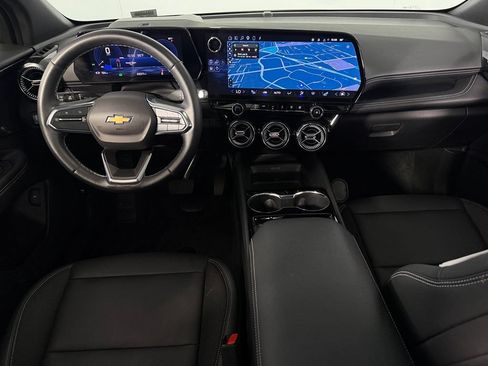 Used 2024 Chevrolet Blazer EV LT AWD/4WD image 13