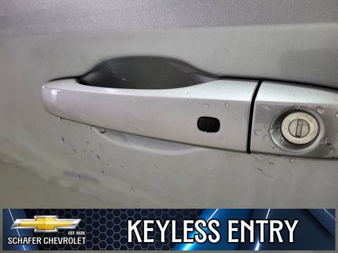 Used 2020 Dodge Journey SE image 25