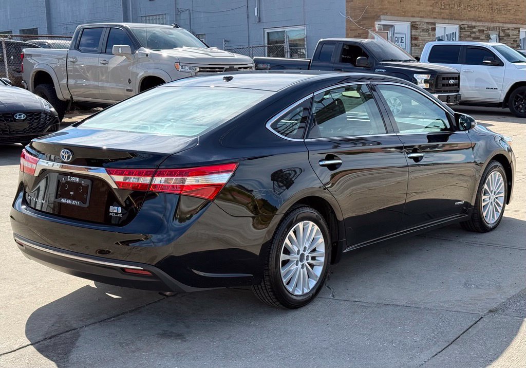 Used 2015 Toyota Avalon XLE Touring FWD image 6
