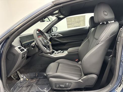 New 2026 BMW 440i xDrive Convertible w/ Premium Package image 25