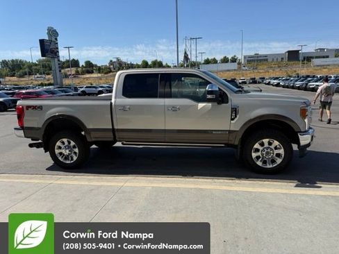Used 2017 Ford F350 King Ranch w/ King Ranch Ultimate Package AWD/4WD image 4