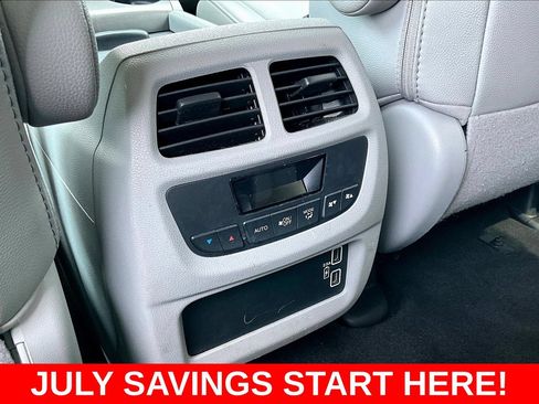 Used 2021 Honda Pilot Special Edition image 12