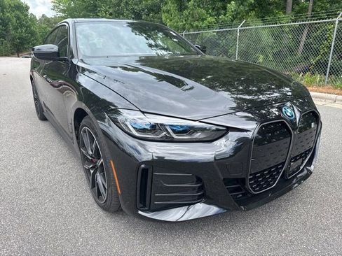 Used 2023 BMW i4 eDrive40 w/ M Sport Package RWD image 11
