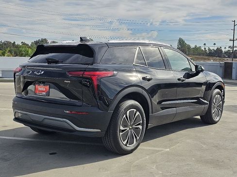 Used 2025 Chevrolet Blazer EV LT image 17