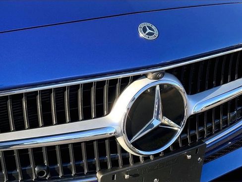 Used 2025 Mercedes-Benz C 300 4MATIC Sedan image 27