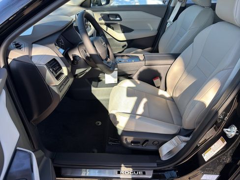 New 2026 Nissan Rogue SV image 15